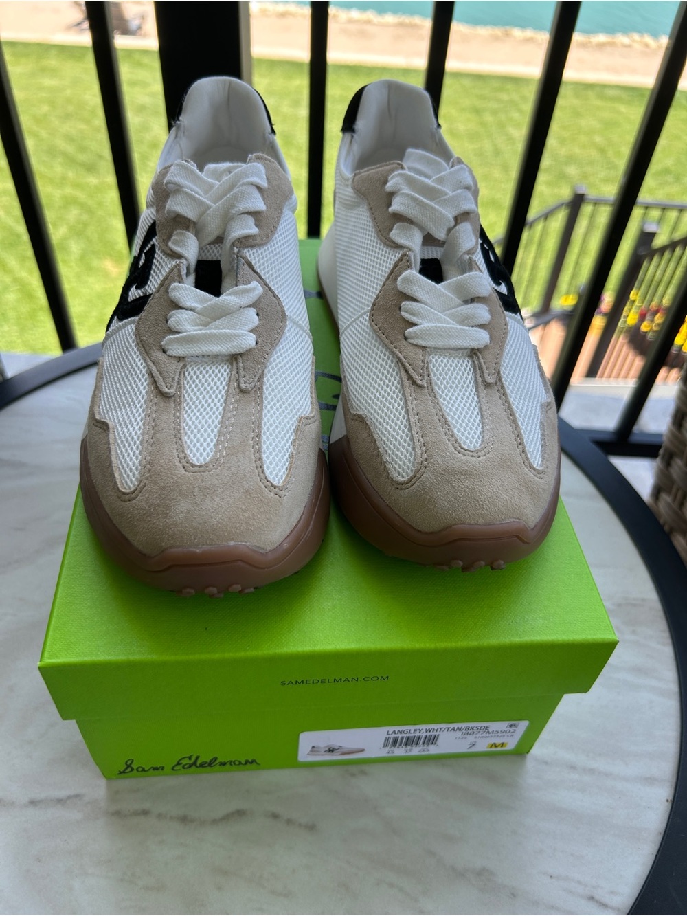 Sam Edelman White Mesh and Beige Suede Sneaker with Black Logo Women Size 7 - Picture 4 of 8